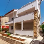 Apartment Petra