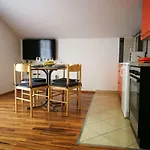 Niko Apartment