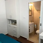 Room Lana