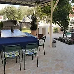 Apartment Maslenica 2, Near Zadar