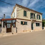 Marica Guesthouse