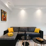 Donatus - Modern Apartment Near The Bridge/Centre