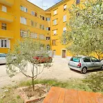 Apartment Populare