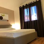 Hana Apartment
