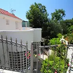 Villa On The Sea Rock