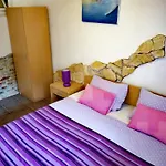 Apartments Jelavic