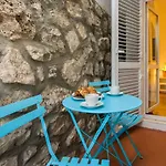 Art Apartment 