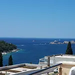 Best4You Apartment No1 - Sea View -70 M2 - 2 Bedrooms