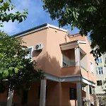 Apartments Edita