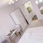 Roli