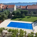 Apartments Villa Paradise