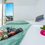 South Wind Apartments