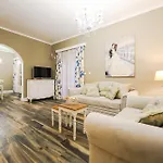 Villa Marigold
