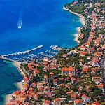 Apartmani Mare