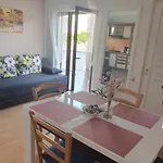 Laguna Blue - Apartment Plus Terrace 20M2