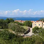Apartments Sali Village