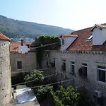 Atento Apartments