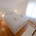 Apartman Basioli1