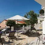 Apartments Karol & Mara