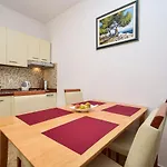 Apartments Jidra