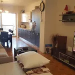 Apartment Tia
