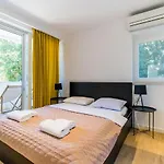 Lapad Bay Luxury Apartment