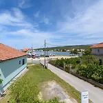 Alluring Apartment In Suko An Near Sea