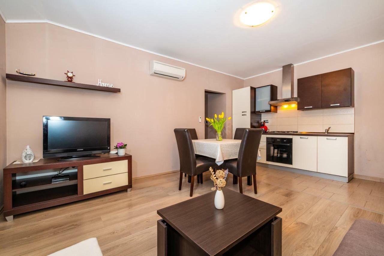 Apartmán Adrian Biograd Na Moru