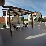 Apartman Nenci 2
