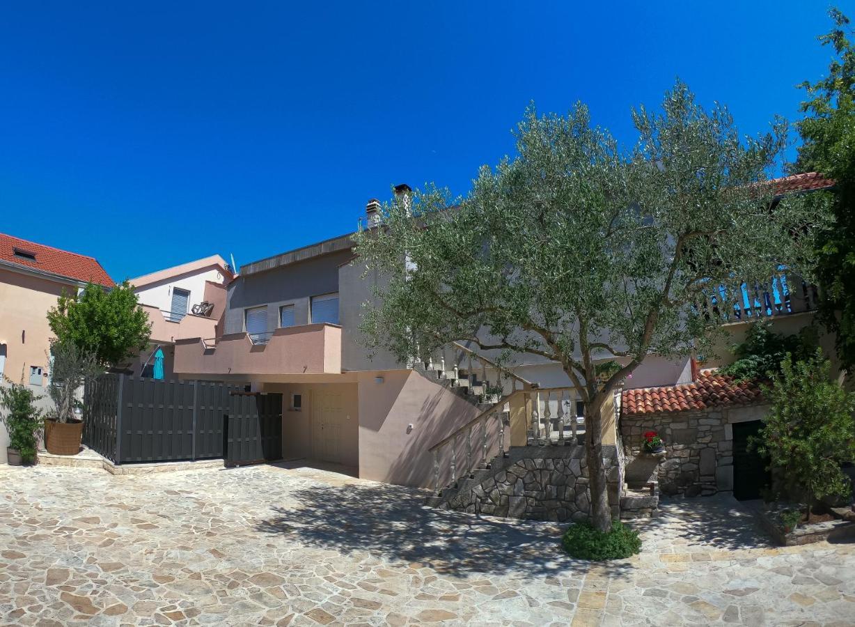 Apartmán Stela - Private Terrace & Parking