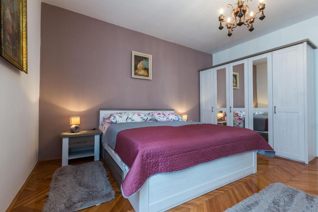 Appartamento Drago 2br Apt. In Old Town Zara