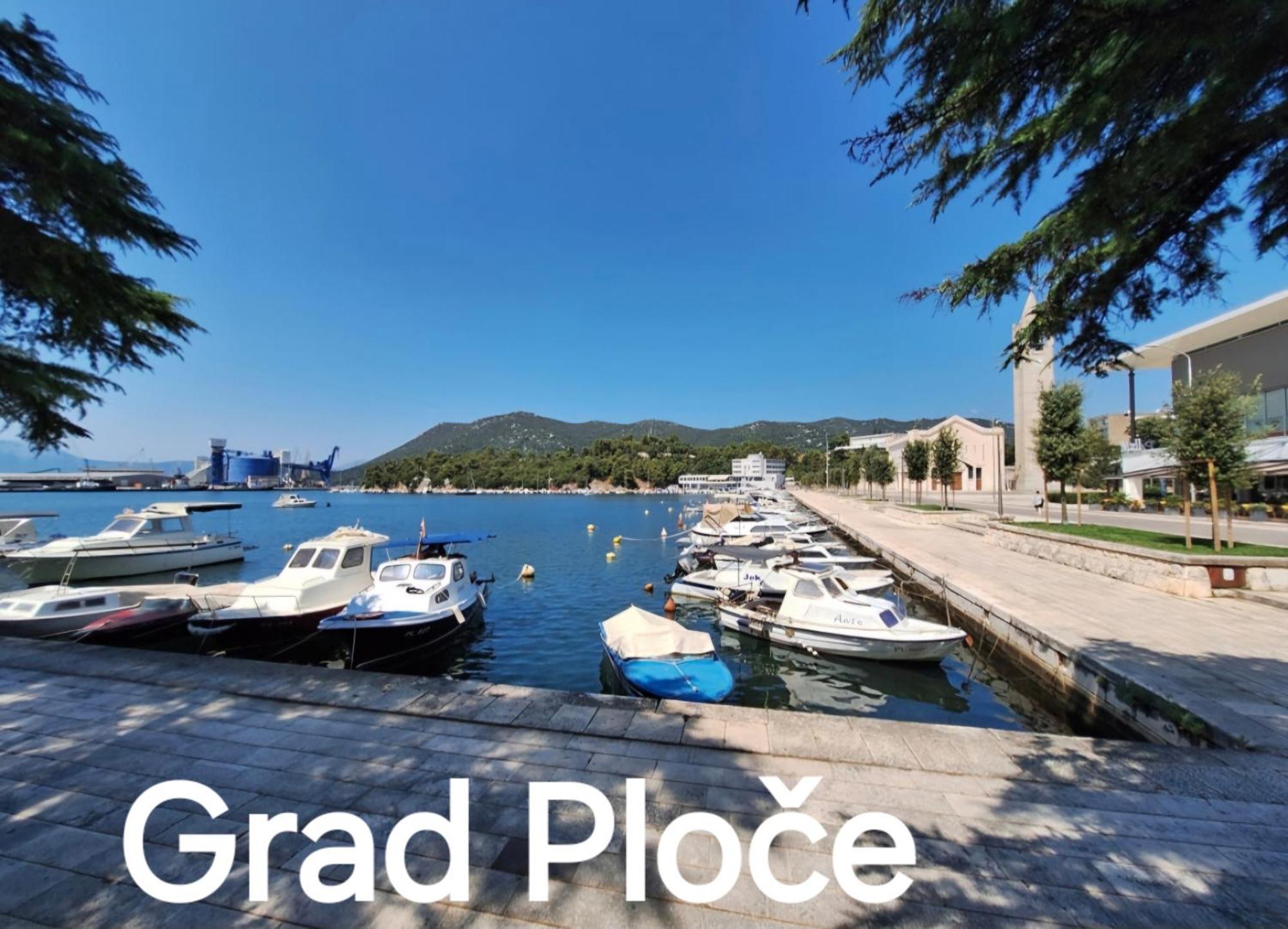 Apartamento Tina Ploce (Dubrovnik-Neretva)