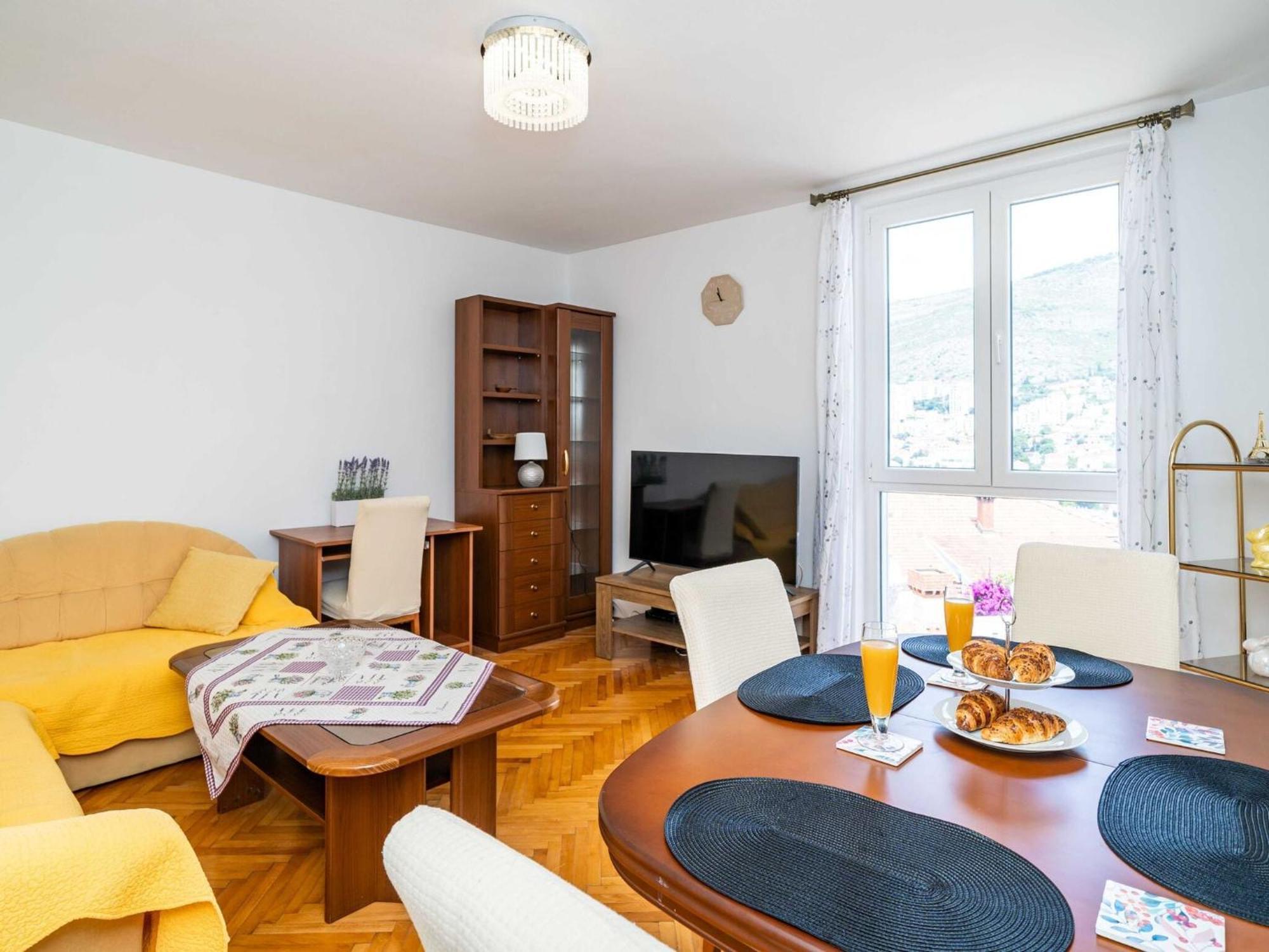 Klaudia - Two Bedroom With Balcony