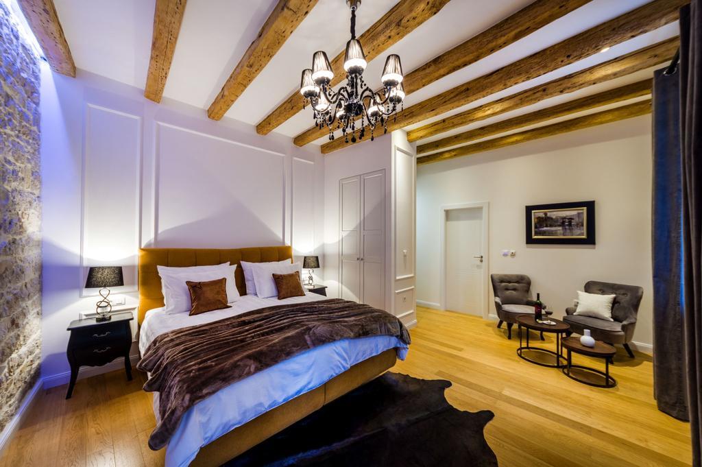 Penzion Emporio Boutique 4*