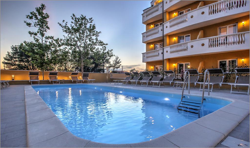 Aparthotel Zaton 3*